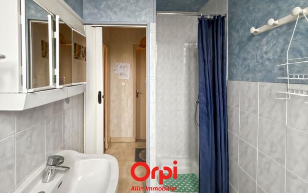 Maison à vendre    6 pièces •  Évaux-les-Bains