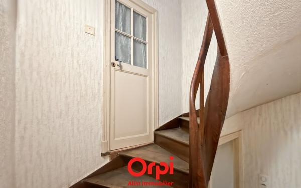 Maison à vendre    6 pièces •  Évaux-les-Bains