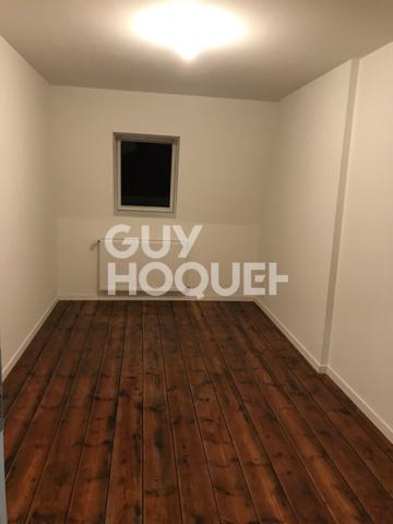 LOCATION d'une maison 4 pièces (118 m²) à DOUAI