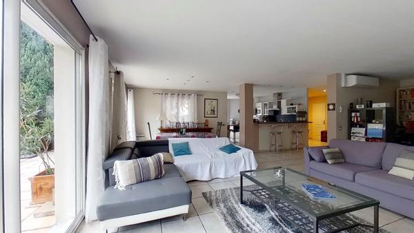 Maison 6 pièces - 141 m²