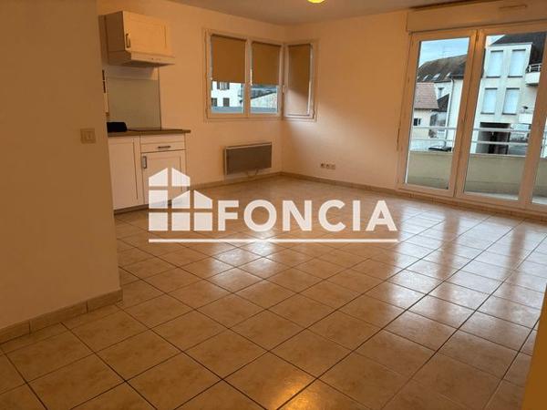 Location Appartement 3 pièces 59 m² - 24 ROUTE DE MAGNY. APPART C12 Vernon 27200