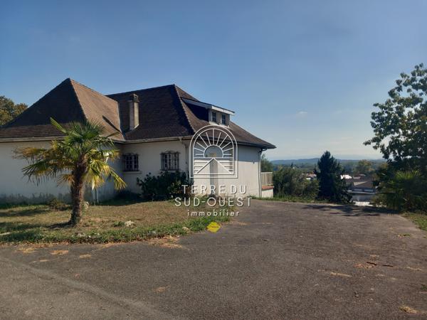 Maison 6 pièce(s) 4 chambre(s) 211.15 m²