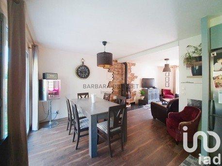 Maison de village 6 pièces de 137 m² à Septeuil (78790)