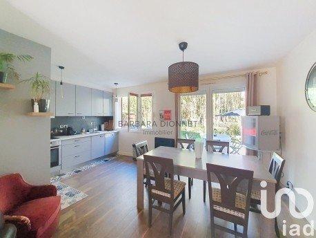 Maison de village 6 pièces de 137 m² à Septeuil (78790)