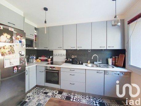 Maison de village 6 pièces de 137 m² à Septeuil (78790)