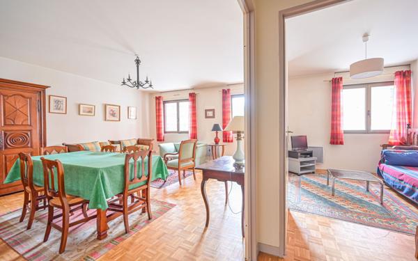 Appartement à vendre    5 pièces • 106,20 m2 Paris 20