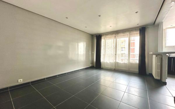 Appartement à vendre    3 pièces •  Épinay-sur-Seine