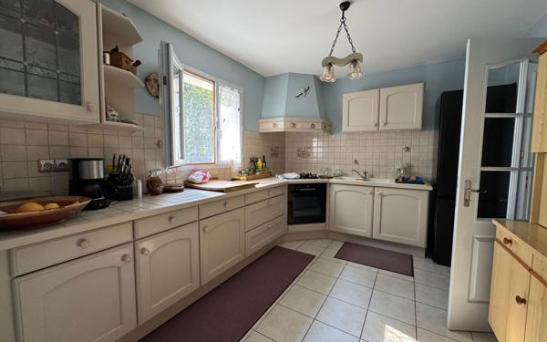 Maison à vendre    4 pièces •  Carquefou