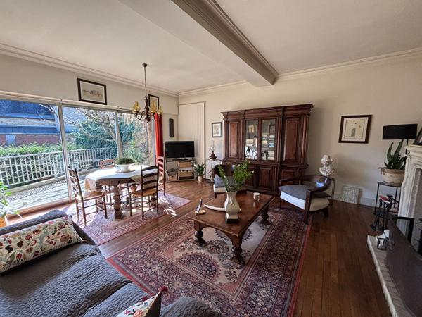 Très belle demeure au coeur du centre historique de La Flèche