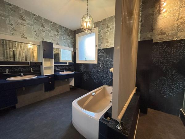 Très belle demeure au coeur du centre historique de La Flèche