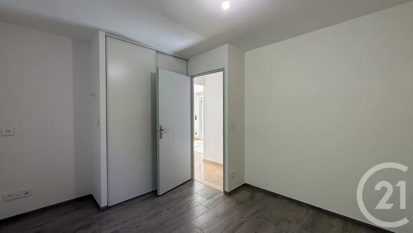 Maison à vendre  4 pièces - 144,09 m 2   RAMBAUD  - 05