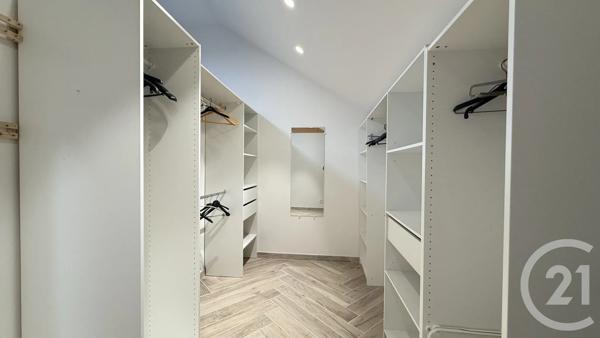 Maison à vendre  4 pièces - 144,09 m 2   RAMBAUD  - 05