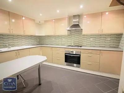 Appartement à louer 3 pièces 80.04m² Lille (59000)
