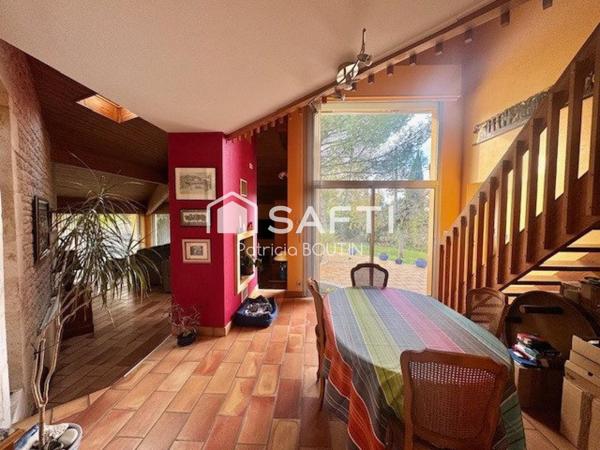 MAGNIFIQUE MAISON D'ARCHITECTE 3 CHAMBRES 1 BUREAU ET GARAGE A NIORT !