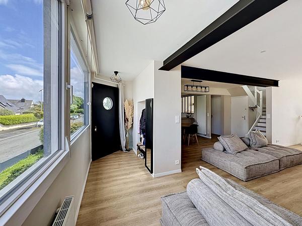 Maison à vendre bourg de Langueux ? Maison familiale sur sous-sol, dans le bourg de Langueux, entièrement rénovée !