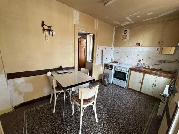 Maison proche centre-ville, 77 m², 3 pièces avec garage et terrain