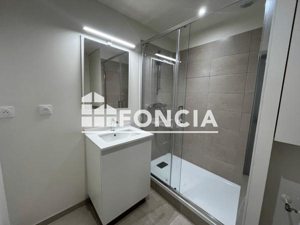 Location Studio 33.39 m² - Guingamp 22200