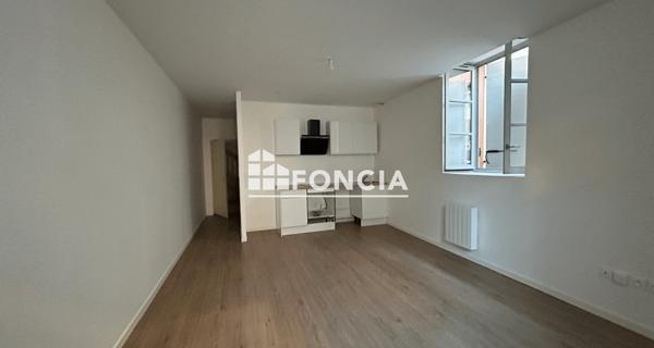 Location Studio 30.08 m² - Villefranche-sur-saône 69400