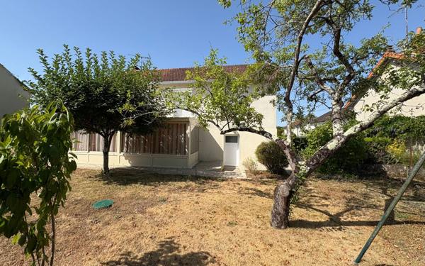 Maison à vendre    6 pièces •  Chauvigny