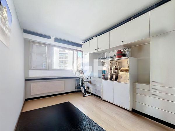 4 pièces familial de 98 m2, vraies grandes pièces baignées de lumière