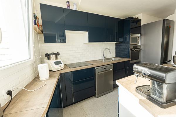 À vendre : Appartement 3 pièces avec vue sur les Lacs à Torcy