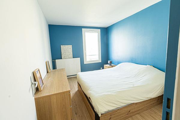 À vendre : Appartement 3 pièces avec vue sur les Lacs à Torcy