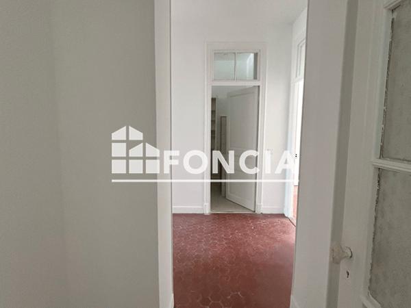 Location Appartement 3 pièces 124.5 m² - 28 RUE ALPHONSE KARR Nice 06000