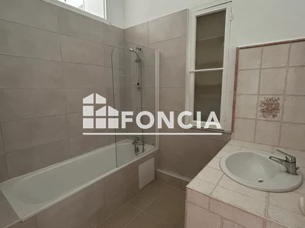 Location Appartement 3 pièces 124.5 m² - 28 RUE ALPHONSE KARR Nice 06000