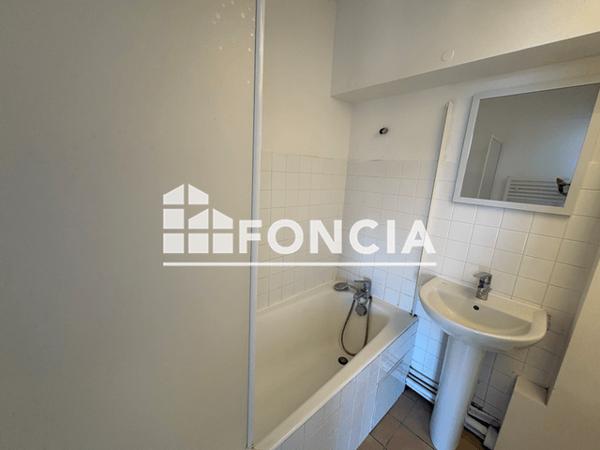 Location Appartement 2 pièces 38 m² - 1 BIS RUE COLBERT Beauvais 60000