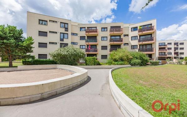 Appartement à louer    1 pièce •  Saint-Michel-sur-Orge