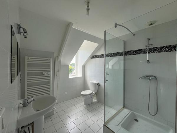 BEG MEIL Appartement T3 aperçu mer - Bourg et plage à pieds