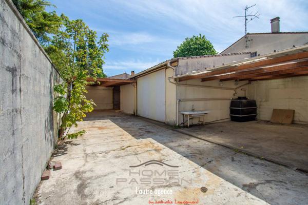 ROYAN MARNE - MAISON A RENOVER + HANGARS/ATELIER