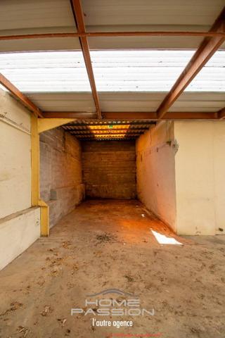 ROYAN MARNE - MAISON A RENOVER + HANGARS/ATELIER