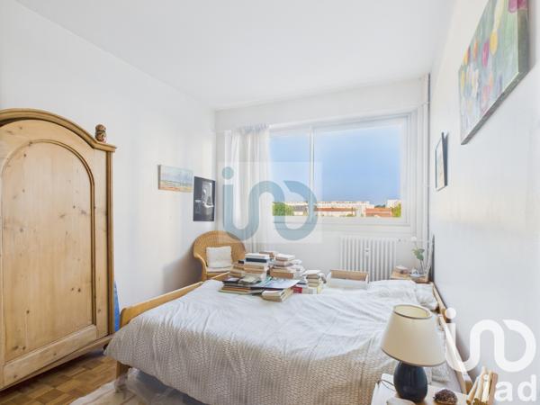 Apartment for sale 3 rooms 107 m² La Rochelle