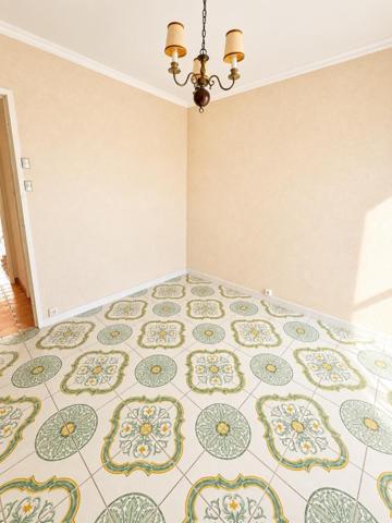 Grand T6 lumineux proche centre ville avec balcon