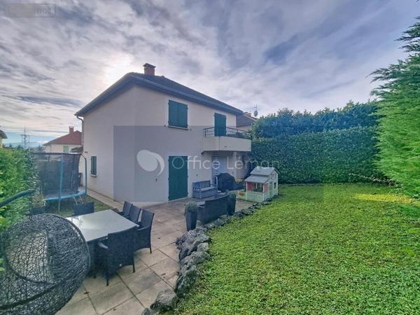 Maison à vendre à Prévessin-Moëns dans l'Ain (01280), ref : 01047-767