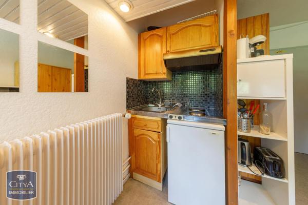Appartement à vendre 1 pièce 14.2m² Besse-et-Saint-Anastaise (63610)