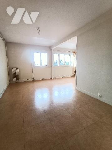 IFS Appartement 2 pièces, 3ème étage.