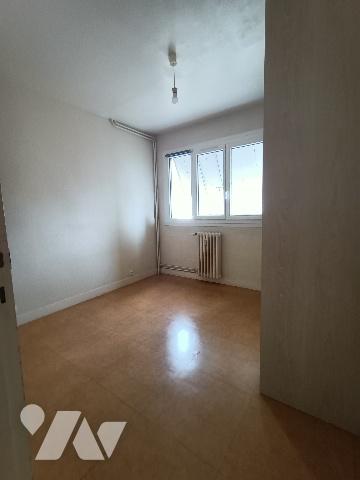 IFS Appartement 2 pièces, 3ème étage.