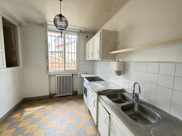 A vendre, Mairie des Lilas, 56,62 m2