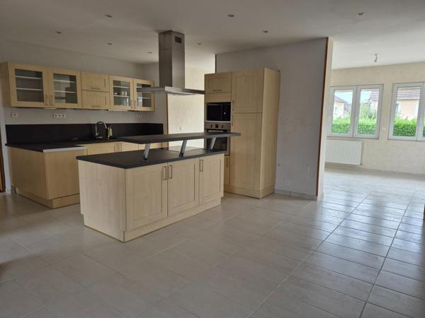 SUPERBE MAISON QUARTIER VAL MUGUET A COTE DE LA GARE