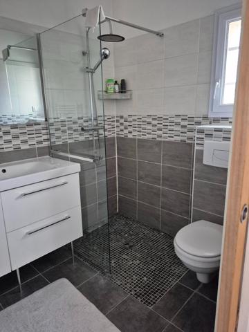 SUPERBE MAISON QUARTIER VAL MUGUET A COTE DE LA GARE