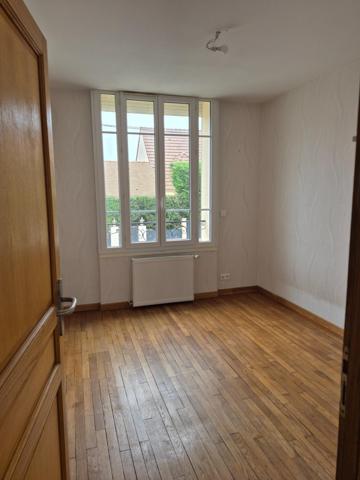 SUPERBE MAISON QUARTIER VAL MUGUET A COTE DE LA GARE