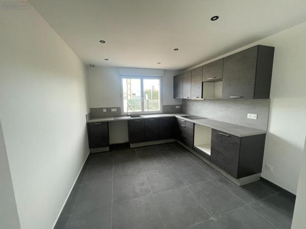 Maison à louer à Saran dans le Loiret (45770), ref : ANCIENNE022026   
CENTRE VILLE