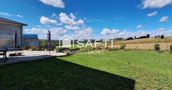 Maison avec vue dégagée.