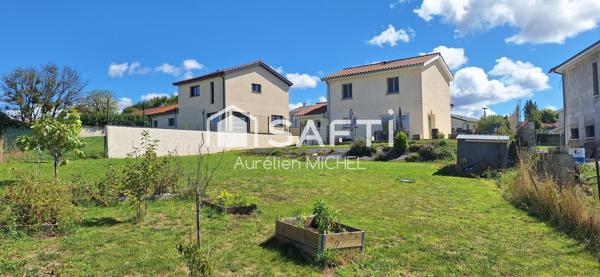 Maison avec vue dégagée.