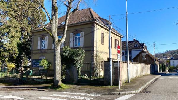 Maison de maître / immeuble de bureaux 366 m²