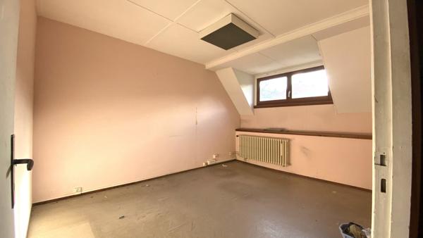 Maison de maître / immeuble de bureaux 366 m²