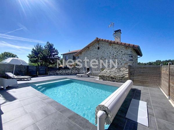 EXCLUSIVITE ! SAINT MAURICE DE LIGNON  magnifique propriété  rénovée avec matériaux de qualité sur 2500m2 de terrain