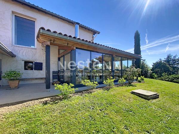 EXCLUSIVITE ! SAINT MAURICE DE LIGNON  magnifique propriété  rénovée avec matériaux de qualité sur 2500m2 de terrain